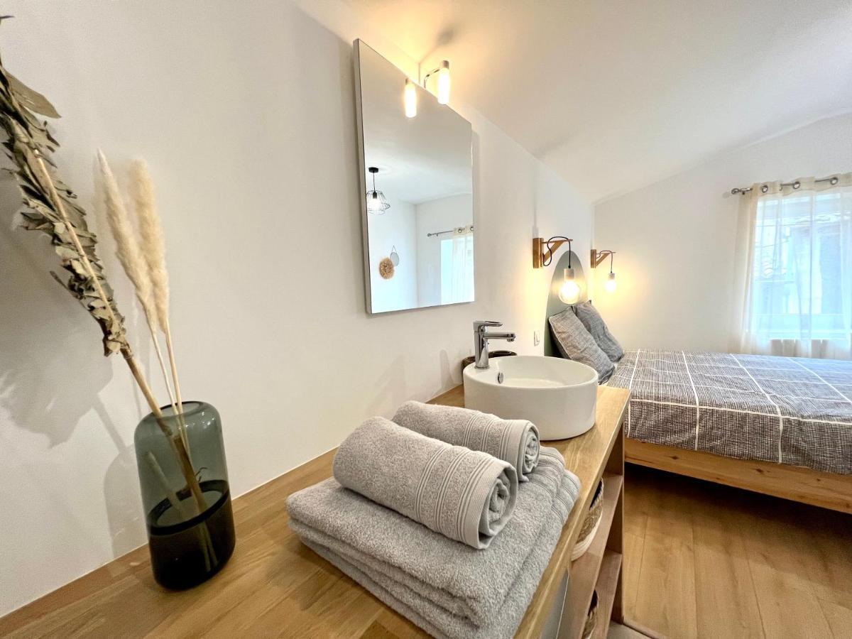 Suite ~ Romance Estivale ~ A 15 Min De Lyon Miribel  Exterior foto